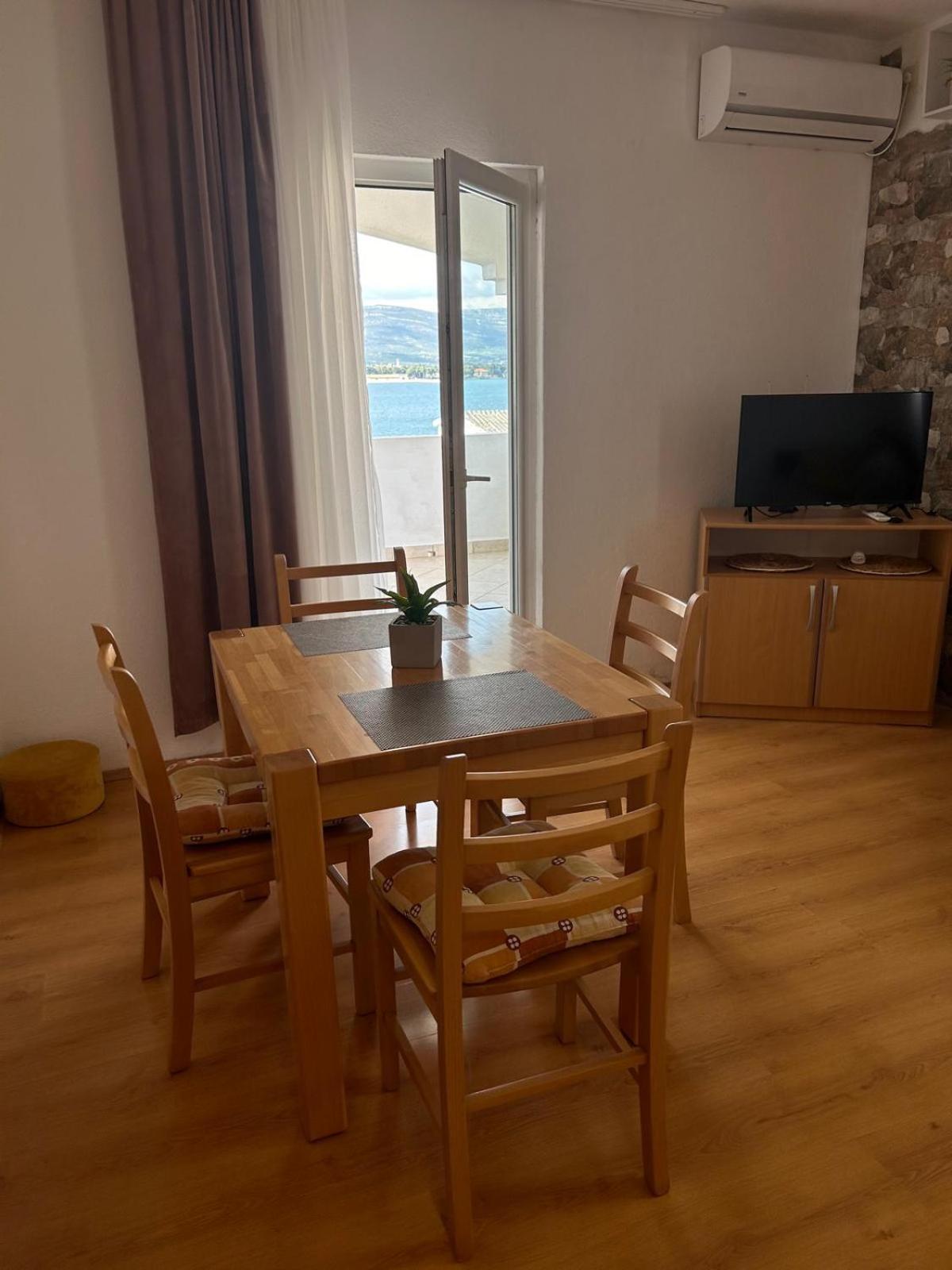 Apartmani Grgic Τρογκίρ Εξωτερικό φωτογραφία