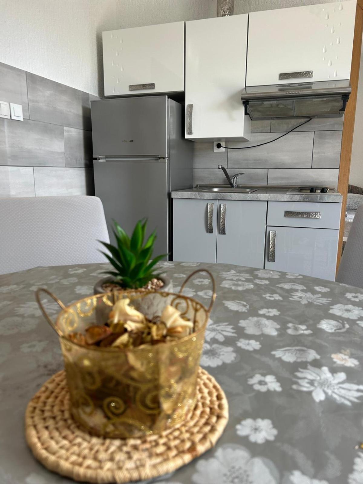 Apartmani Grgic Τρογκίρ Εξωτερικό φωτογραφία