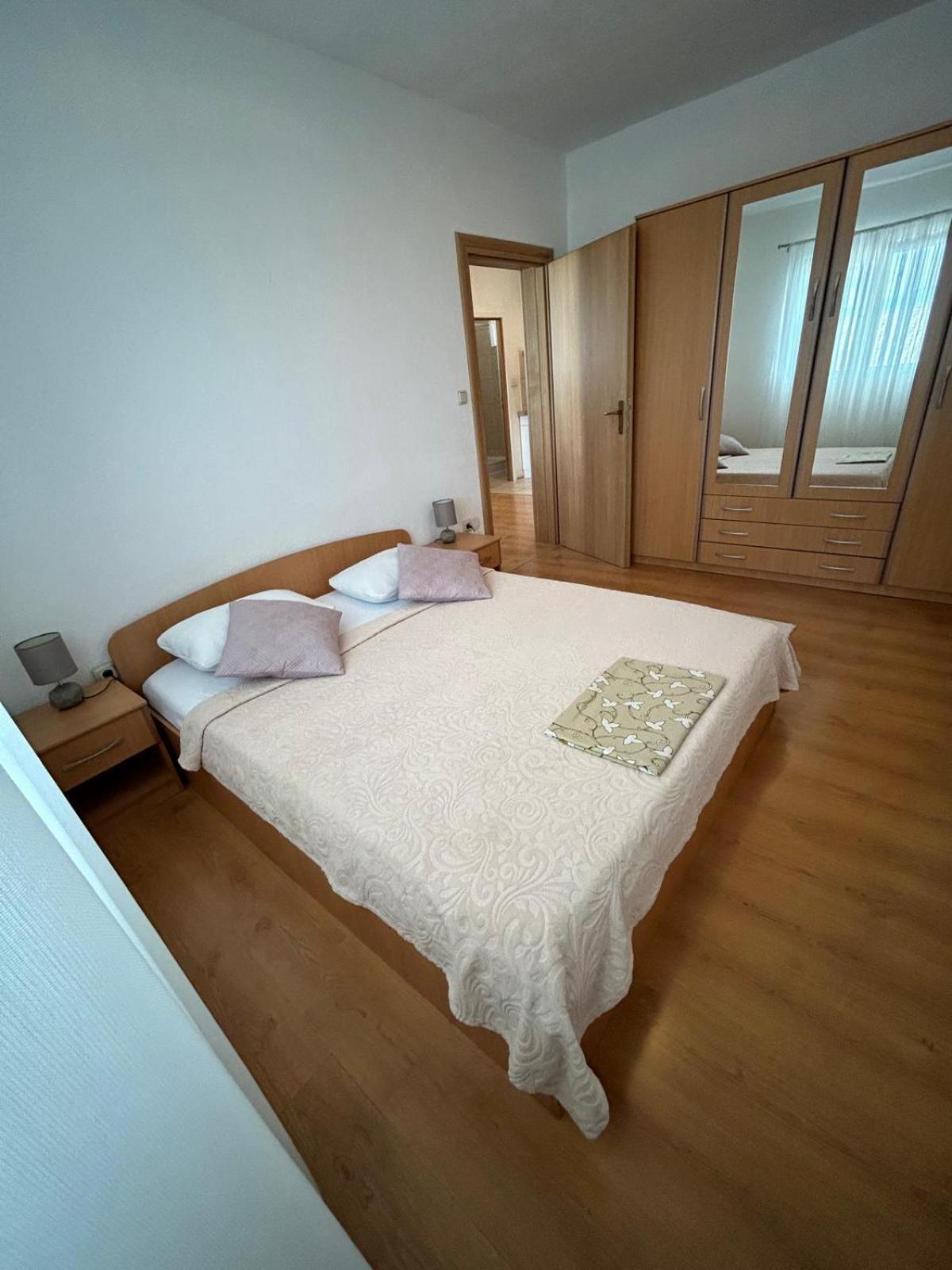 Apartmani Grgic Τρογκίρ Εξωτερικό φωτογραφία