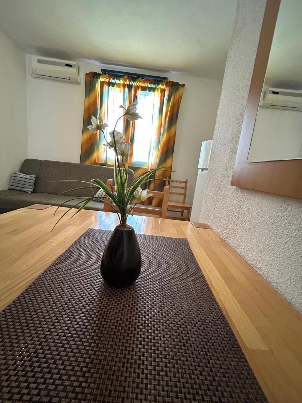 Apartmani Grgic Τρογκίρ Εξωτερικό φωτογραφία